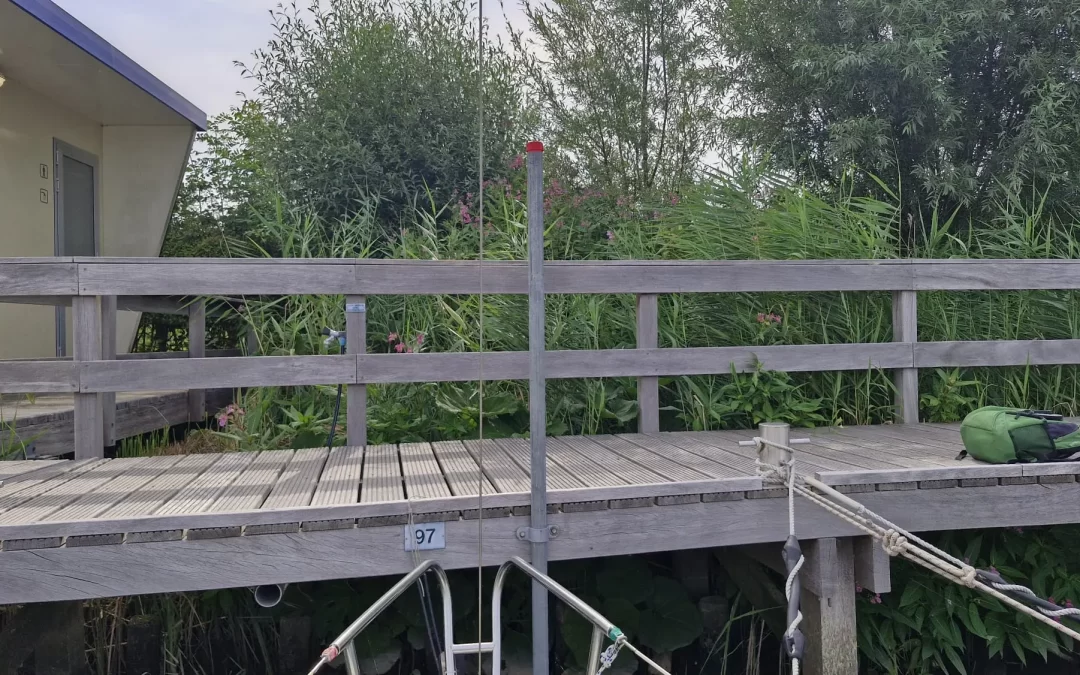 Handig! Een opstapstang!